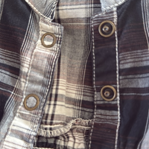 Classic plaid button down shirt meets adorable Nehru collar snd style style! - Picture 6 of 7